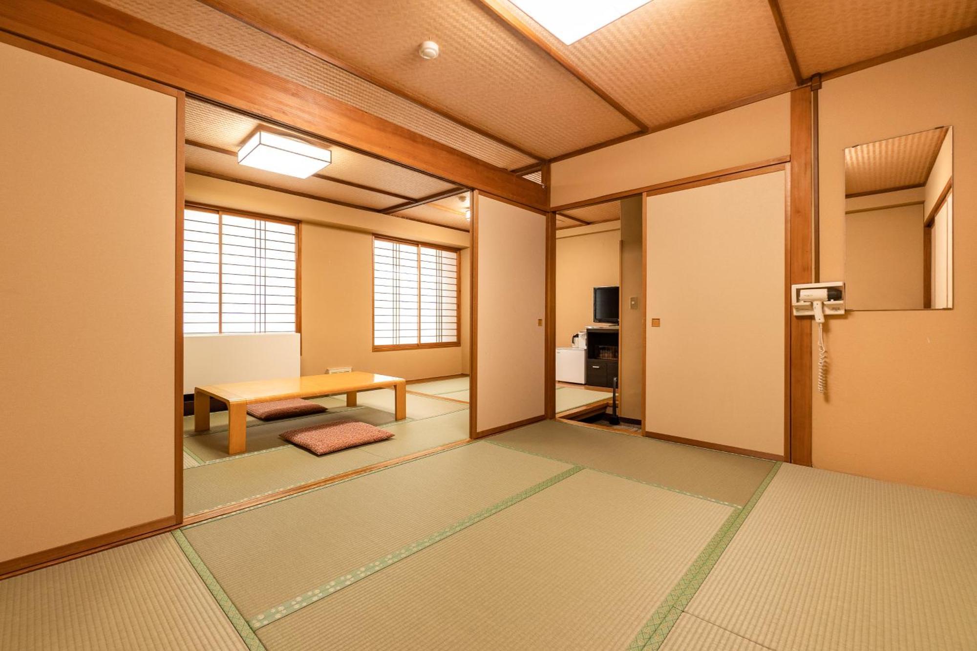 Ooedo Onsen Monogatari Kounkaku Hotel Osaki  Exterior photo
